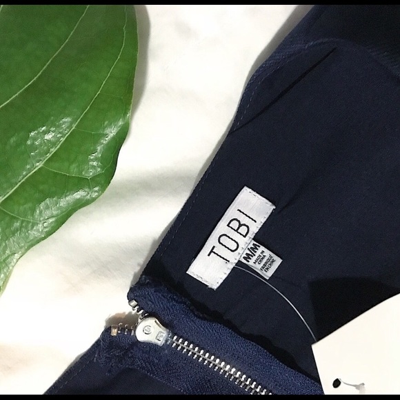 TOBI 2 piece set! - Picture 5 of 5